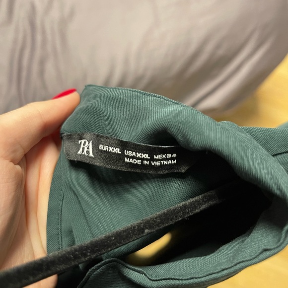 GORGEOUS GREEN VELVET MINI DRESS SIZE XXL RUNS SMALL - Picture 2 of 4